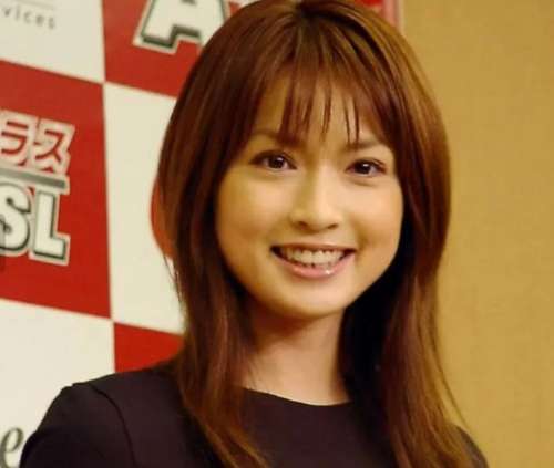 長谷川京子の唇がお化け化で怖い！整形疑惑を画像で徹底検証！